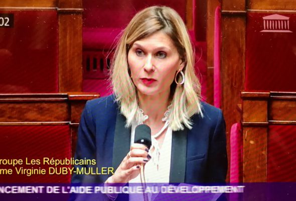 Question sur l’aide publique au développement et la délivrance des laissez-passer consulaires