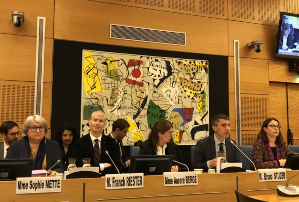 Intervention en commission sur le projet de loi audiovisuel en présence du Ministre